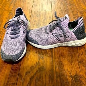 New Balance Cruz. Size 8, very good condition, super comfortable. Light weight!